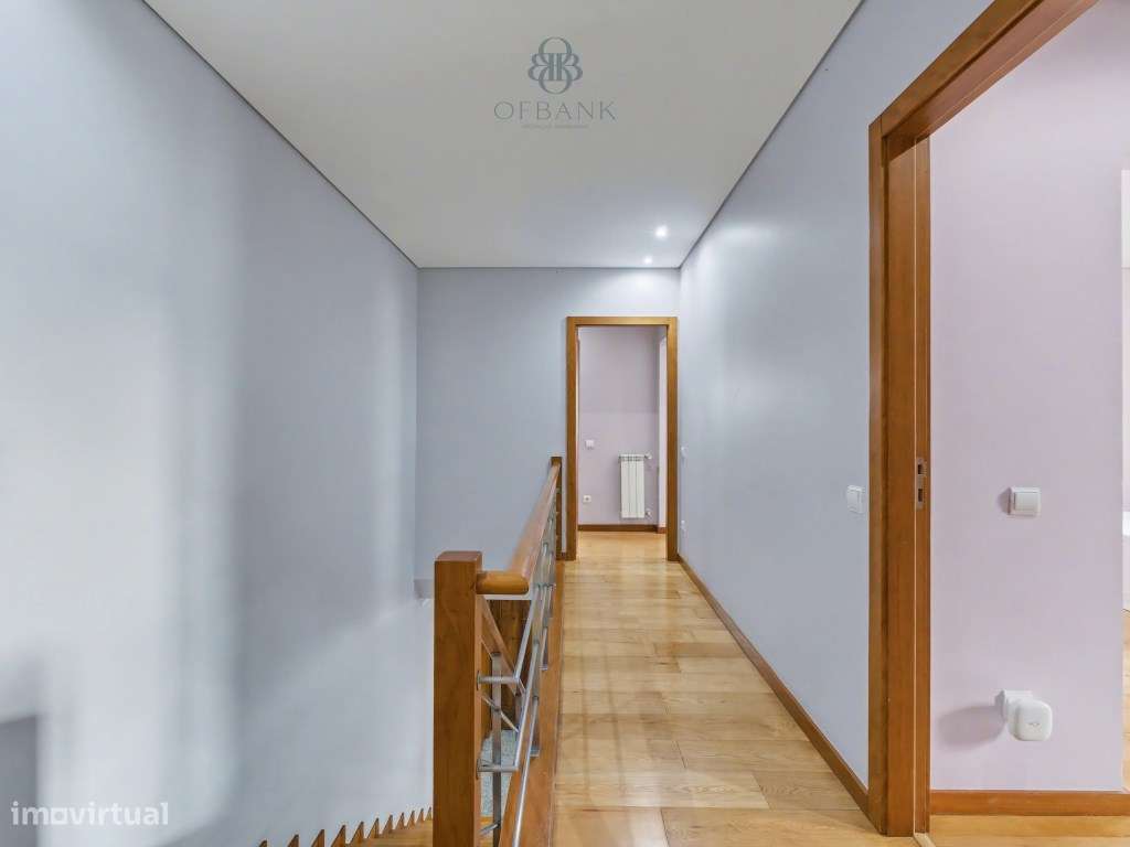 Moradia V3 no Mindelo - Conforto, espaço e eficiência num só lar-12