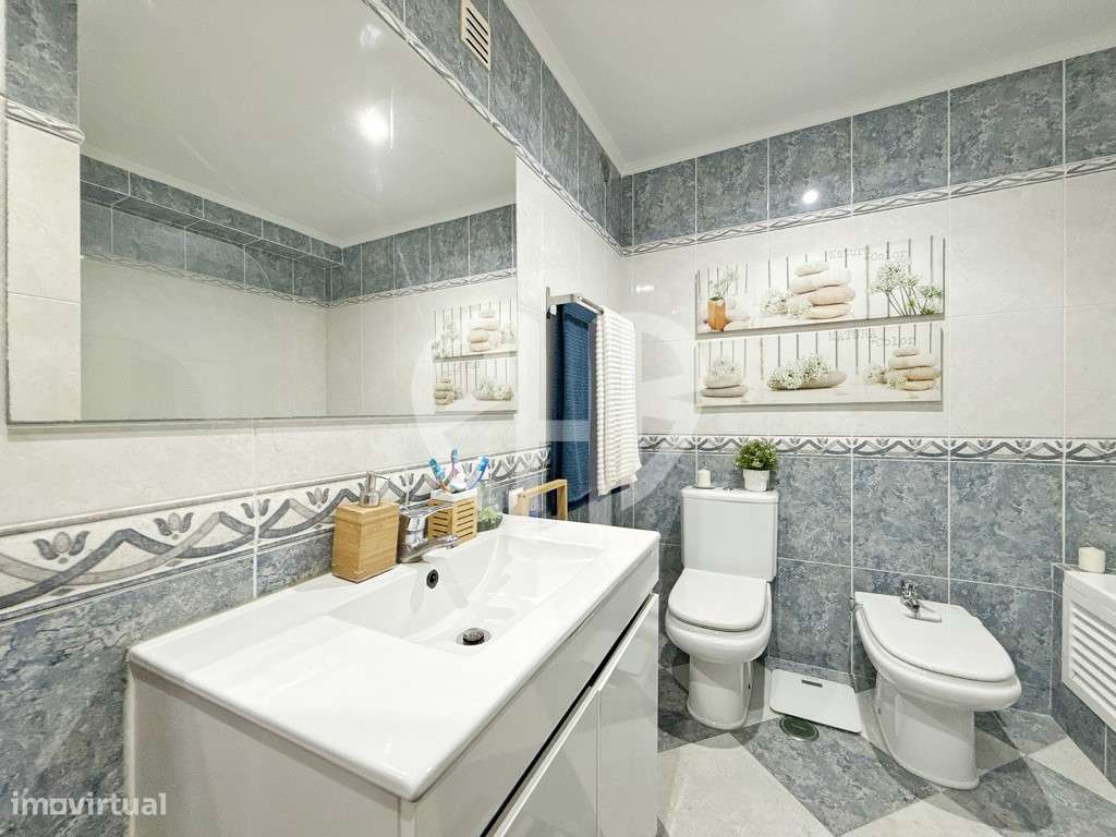 Apartamento T3 / C/Parqueamento // Santa Marta Corroios-26