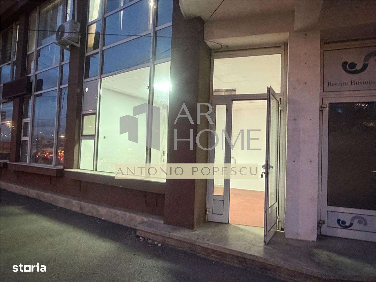 Spatiu comercial, parter de bloc, stradal, Ploiesti, Ultracentral - Imagine principală: 2/7