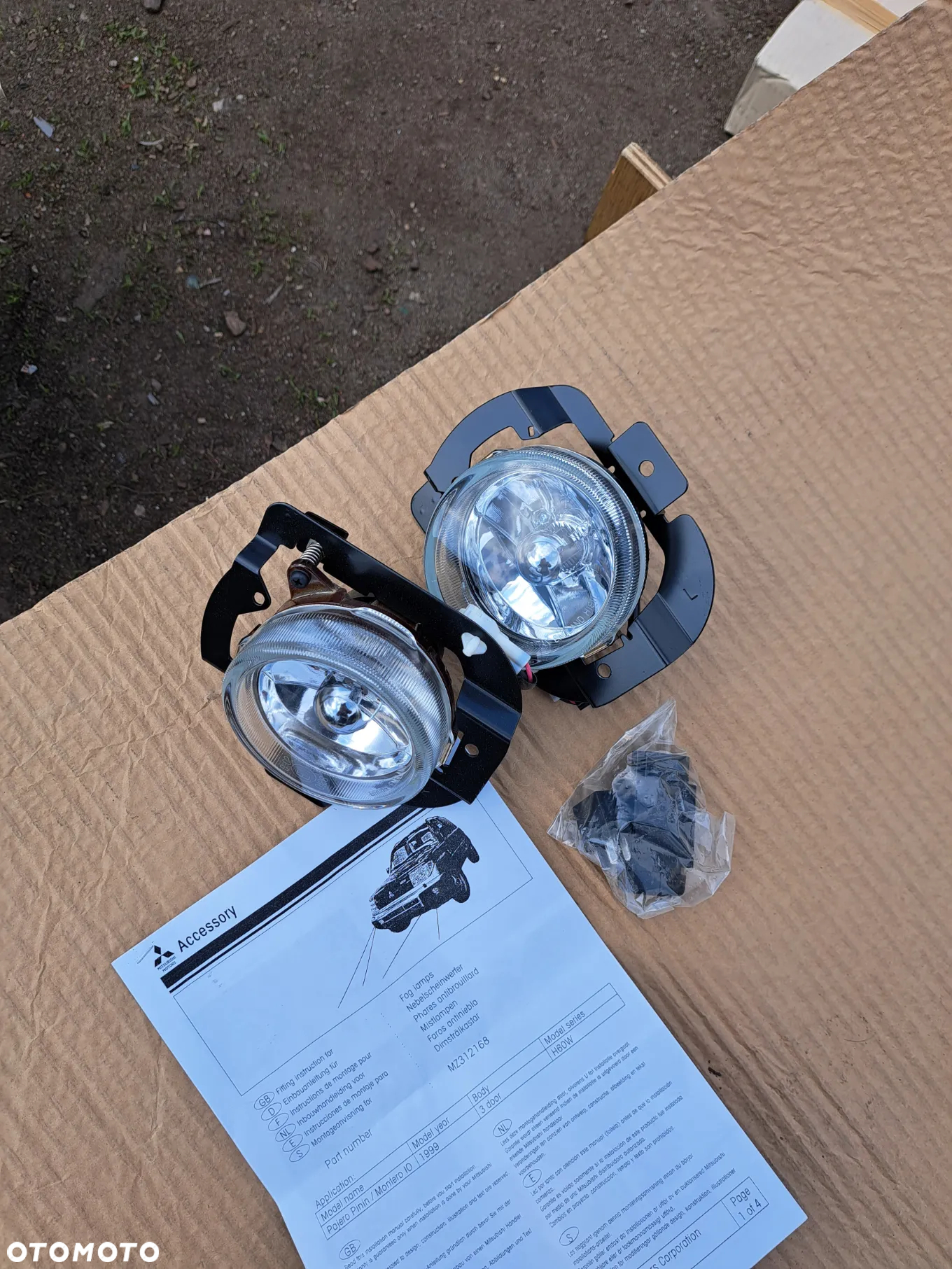 Halogen lewy prawy Mitsubishi Pajero Pinin MZ312168 Halogeny Mitsubishi Pajero Pinin fog lamp - 2