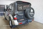 Mitsubishi Pajero 2.5 TD GLS - 8