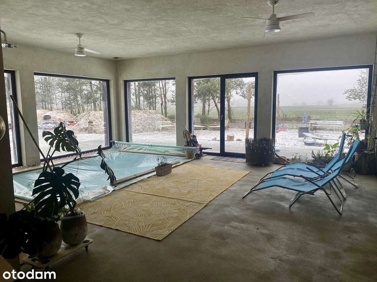 Nowoczesna oaza przy lesie z basenem i ekologiczną ziemią-18