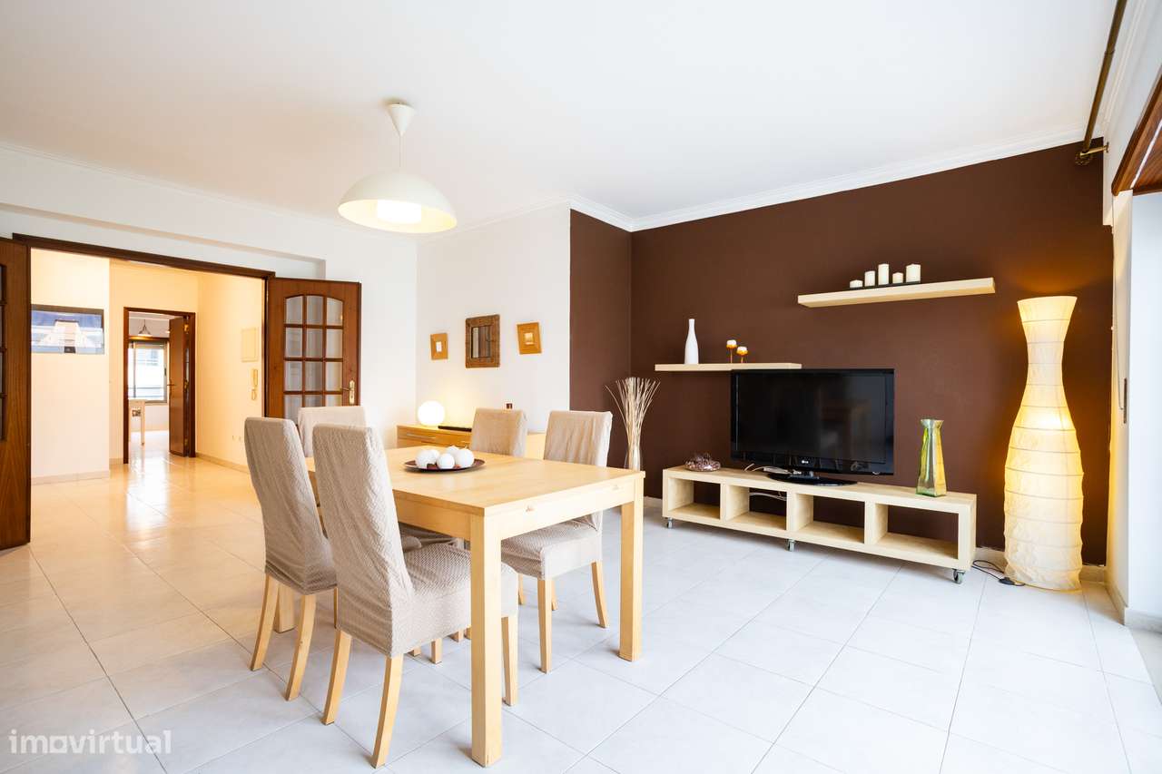 Apartamento T3 para Arrendamento - Grande imagem: 2/17