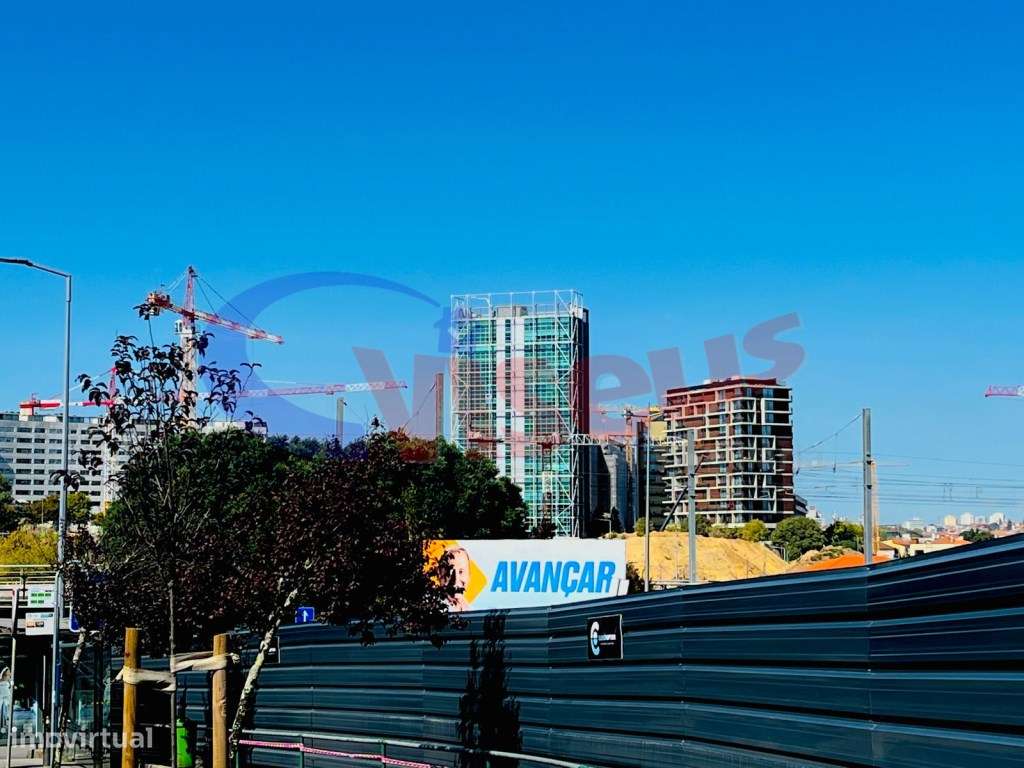 Apartamento T3 Penthouse Coimbrões-39