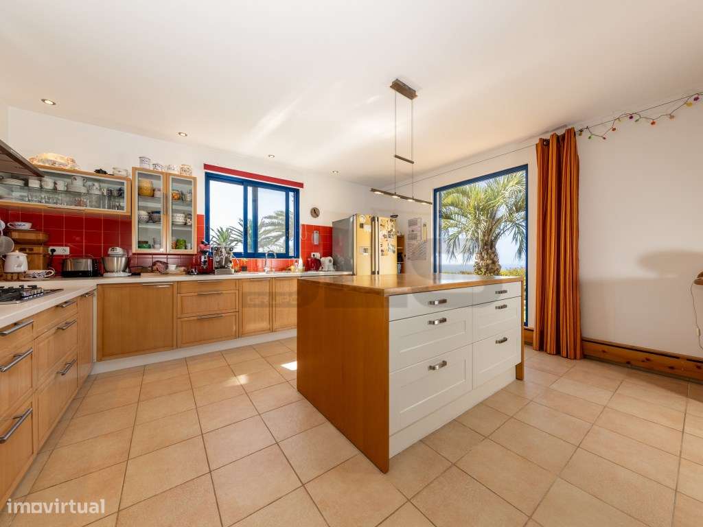 Refúgio Exclusivo com Vista Panorâmica Sobre o Atlântico - Costa Su...-6