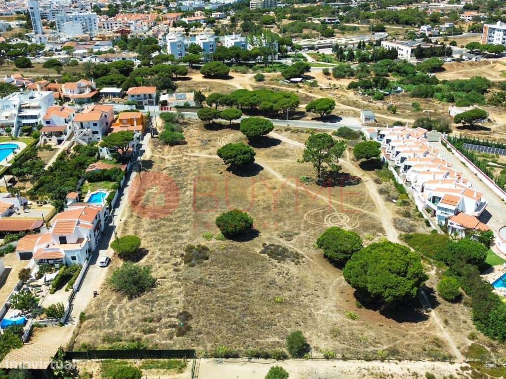 Terreno para Construção no Centro de Quarteira - Grande imagem: 4/18