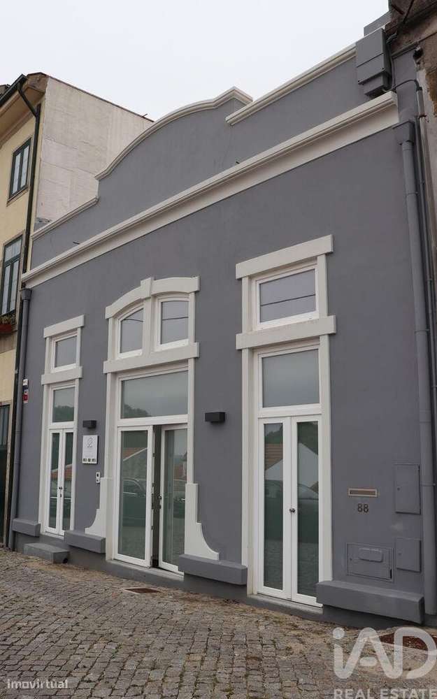 Casa T4 em Santa Marinha E São Pedro Da Afurada de 334,00 m2 - Grande imagem: 2/30