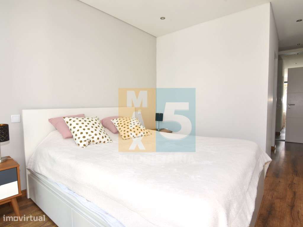 Moradia com 2 terraços em zona calma - Montijo-27