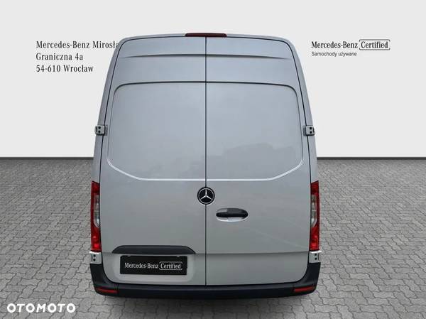 Mercedes-Benz Sprinter - 5