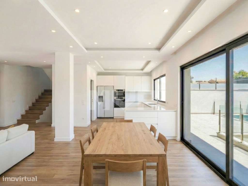 Moradias V3+1 com piscina | Gambelas - Design contemporâneo-6