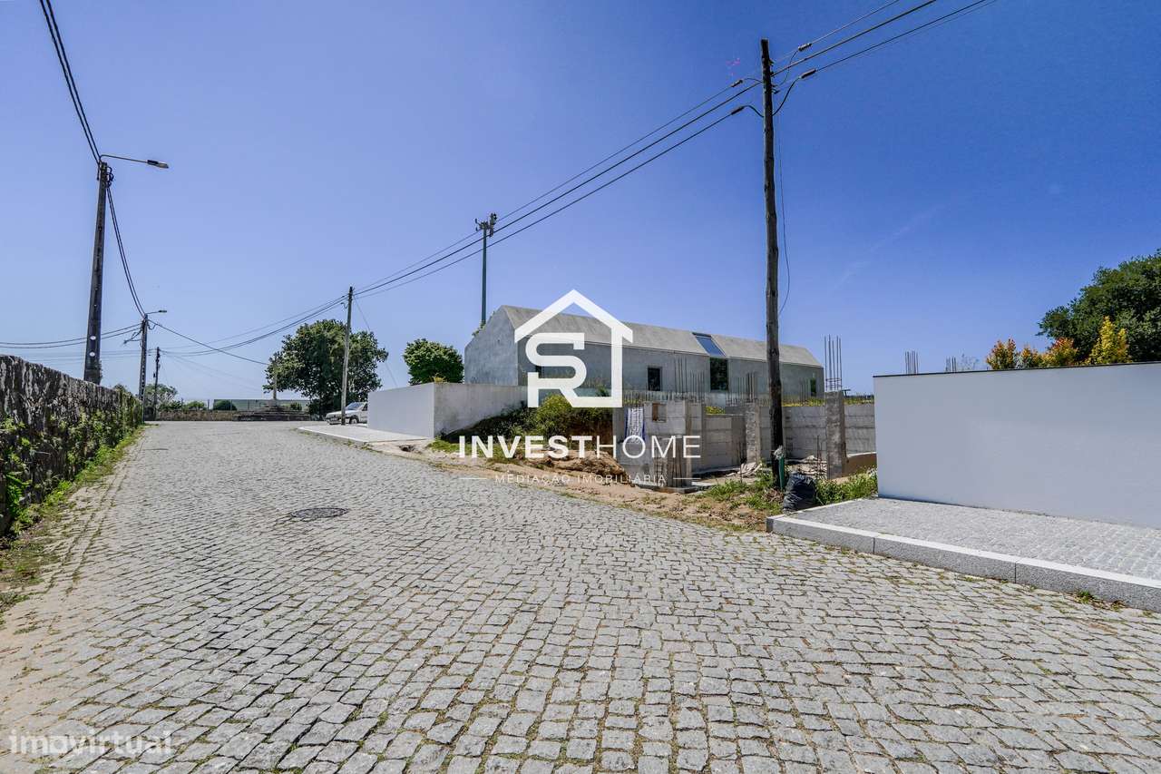 Lote 399m2 | Projeto aprovado | Moradia 4 frentes | Licenças Emitidas-6