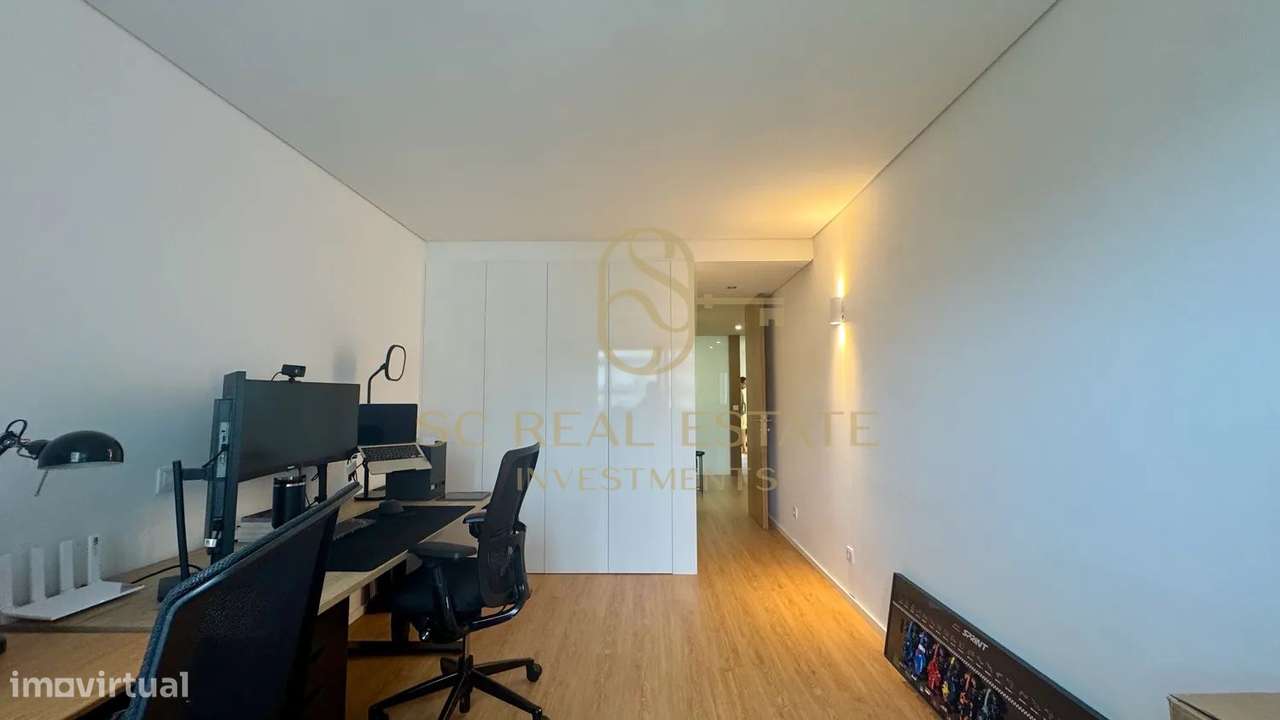 Apartamento T2, junto ao ISMAI no Castêlo da Maia-13