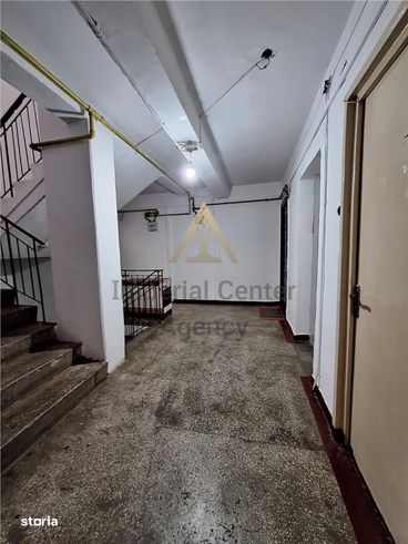 DE VANZARE  – apartament cu 3 camere, vedere superb&#259; &#537;i lini-15