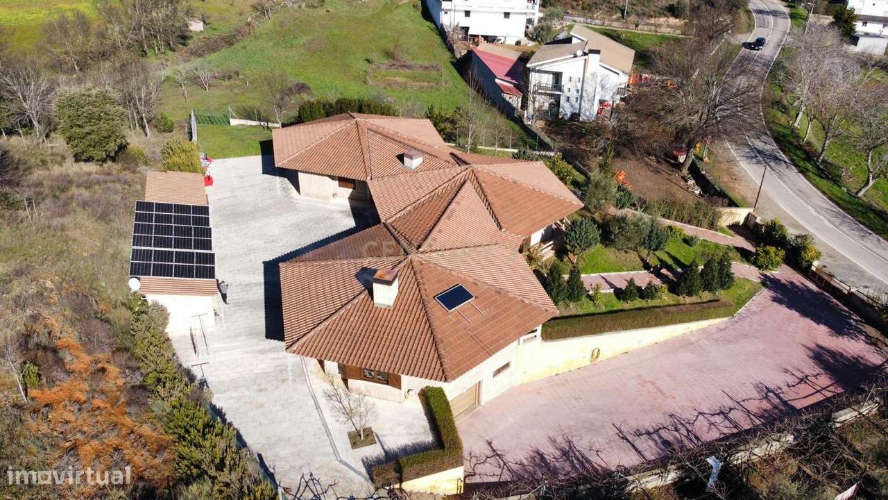 Suberba Moradia em São Pedro de Sarracenos - 5 min do CENTRO de Bragan-5