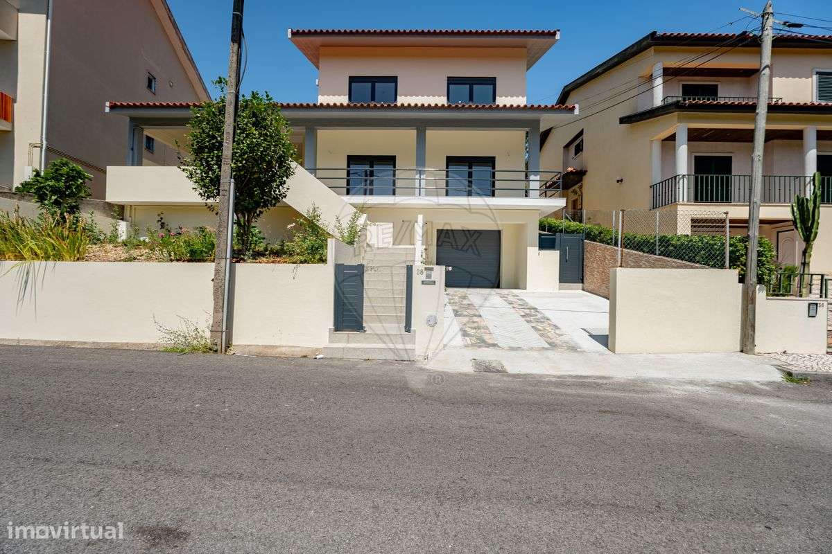 Moradia T4 para venda - Grande imagem: 3/26