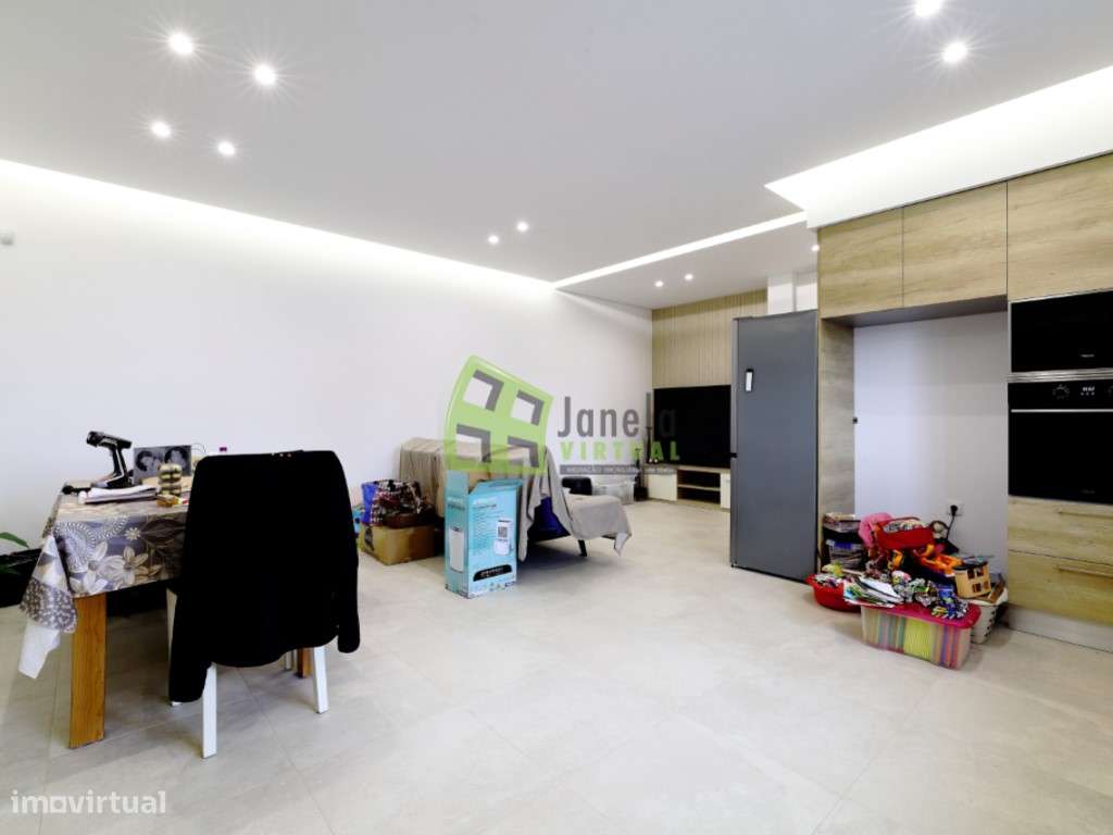 Moradia Isolada T4, com Garagem , Alhos Vedros - Grande imagem: 4/16