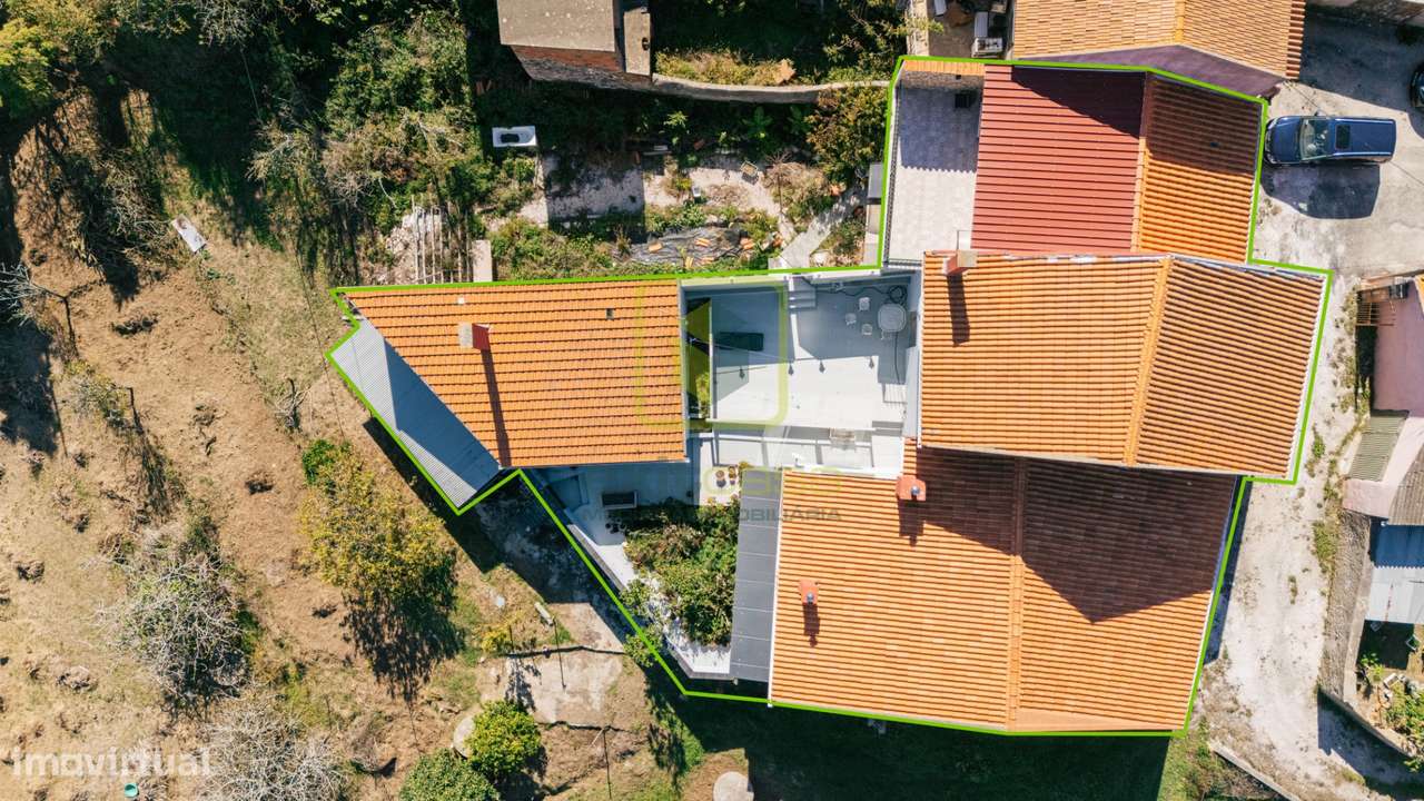 Moradia T4 com vistas deslumbrantes-47