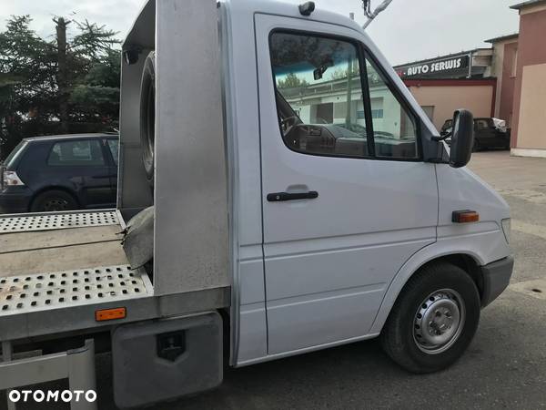 Mercedes-Benz Sprinter 903  310D - 2