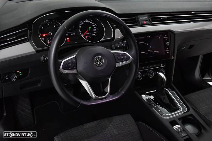 VW Passat 2.0 TDI Business DSG - 18