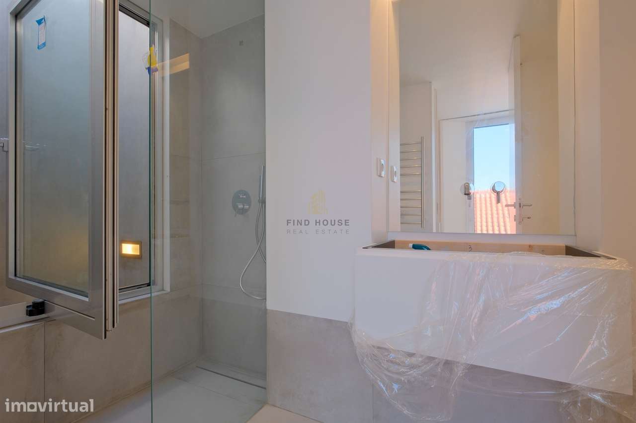 Moradia Isolada T4 com jardim e Garagem Box em Tires, São Domingos de-33