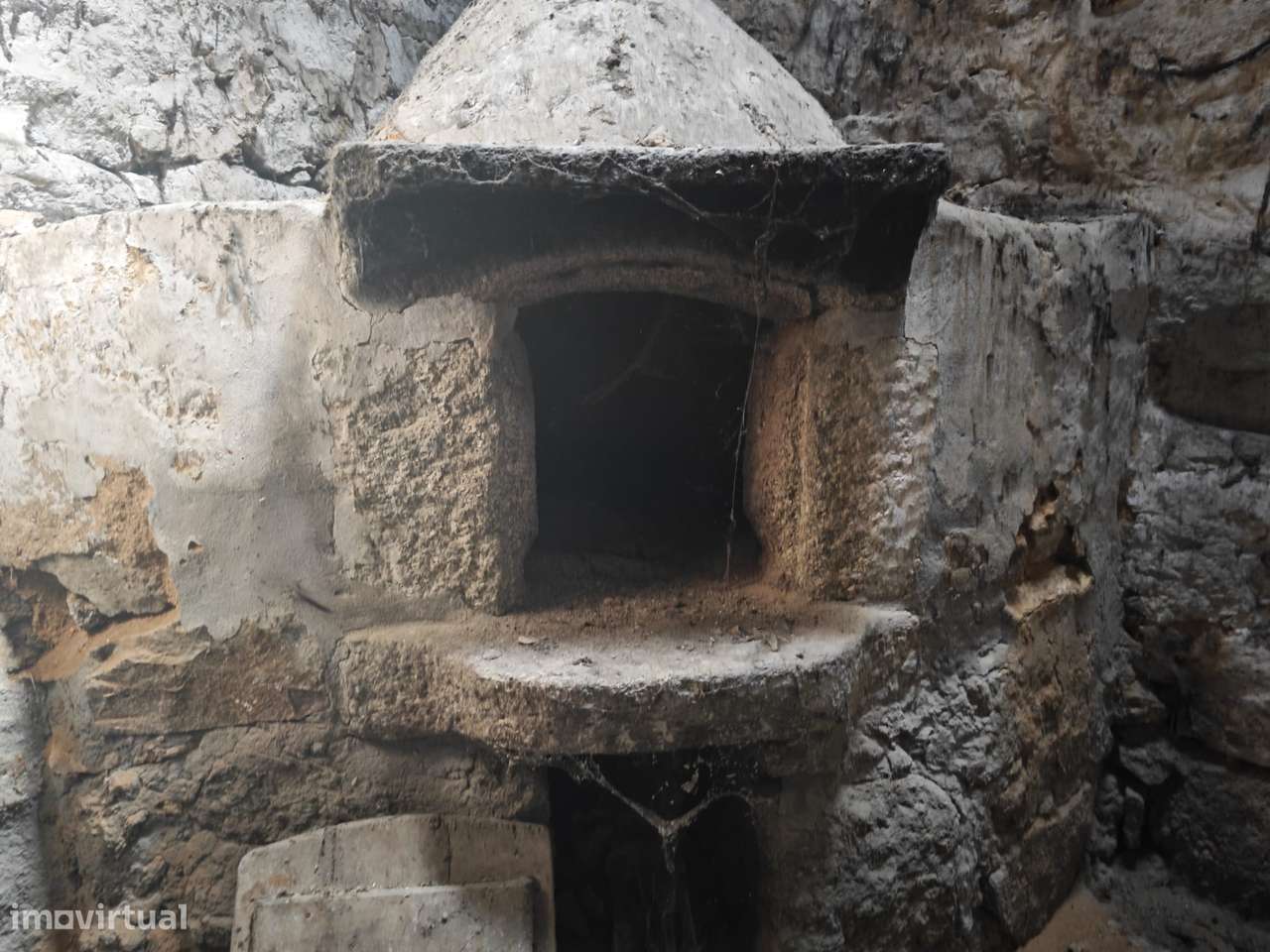 Moradia à Venda em Lamelas, Santa Marinha do Zêzere, Baião-12