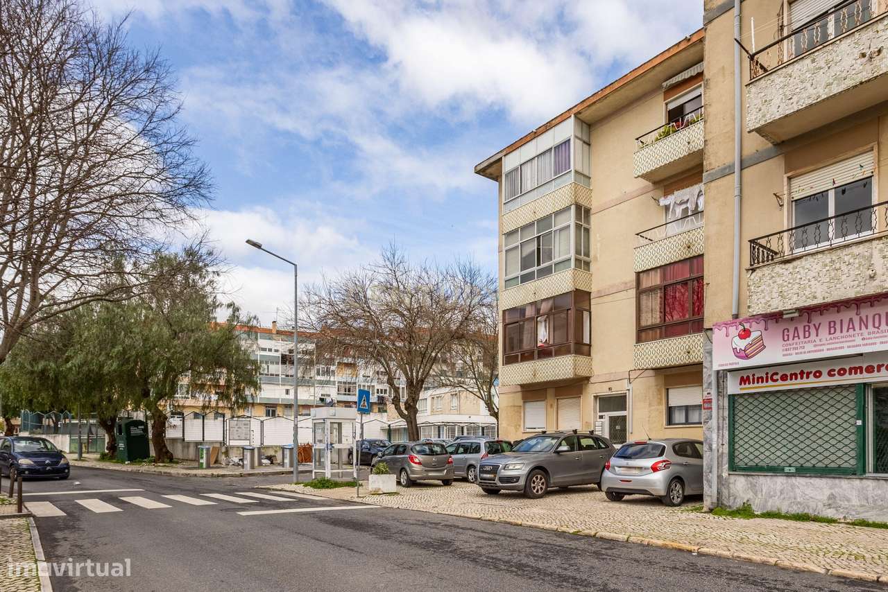 Apartamento T2 remodelado com 67m² no Forte da Casa - Grande imagem: 3/22