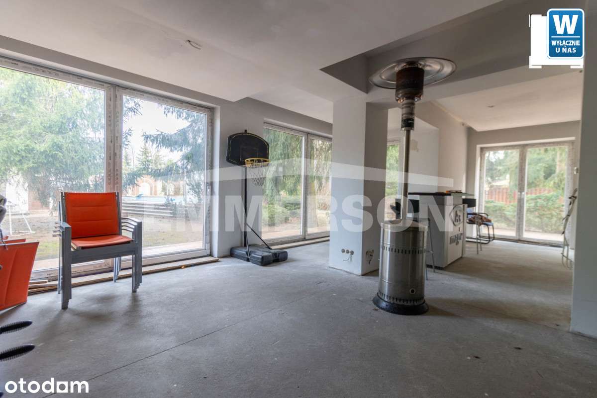 Obiekt Biurowo Mieszkalny-7