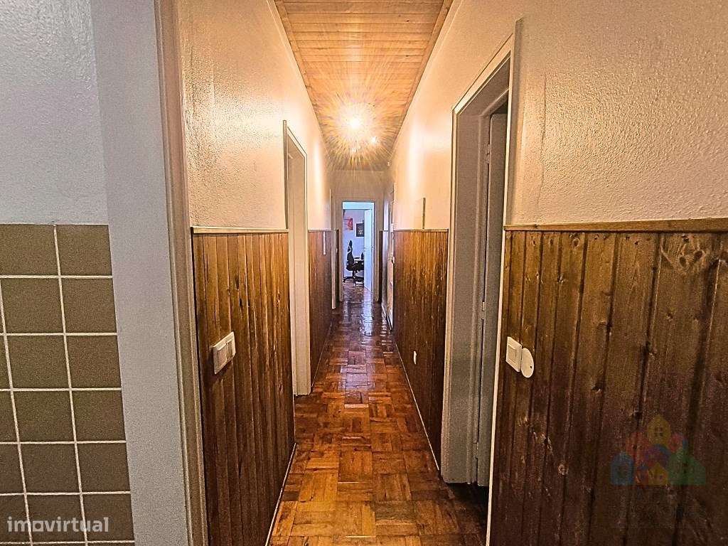 Apartamento T3 em localização central em Abrantes-6