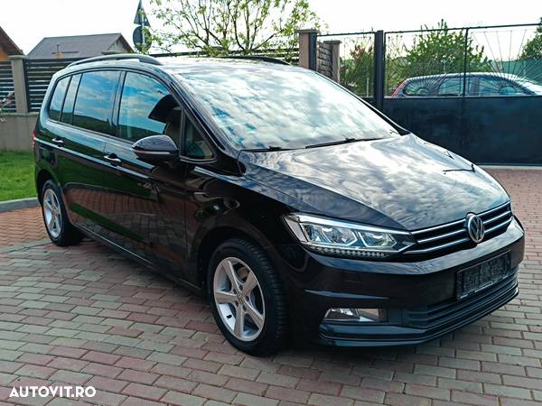 Volkswagen Touran 2.0 TDI EVO DSG Comfortline - 23