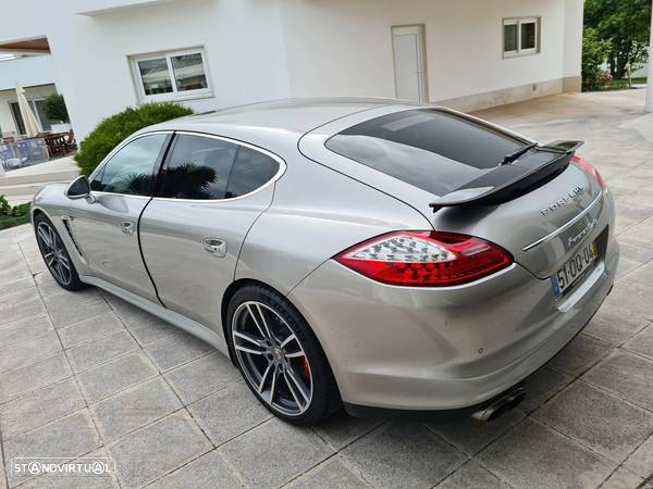 Porsche Panamera Turbo PDK - 5