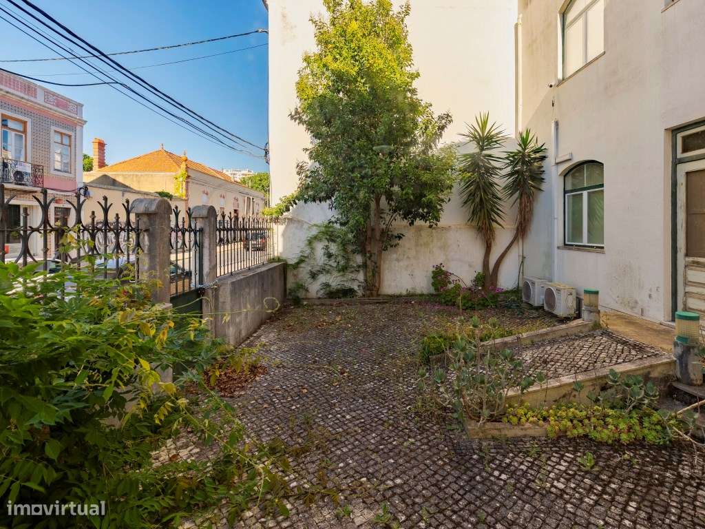 Palacete Histórico no Bairro Salgado - Setúbal - Grande imagem: 3/23
