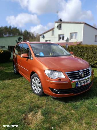 Volkswagen Touran 1.9 TDI Highline DSG - 3