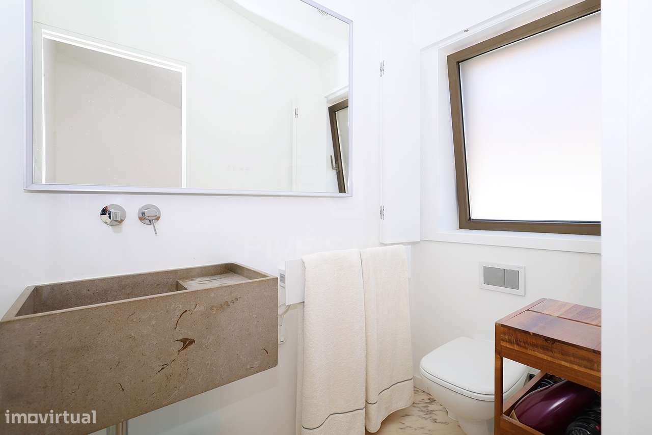 Moradia T2 renovada – Jardim Privativo- Belém-31