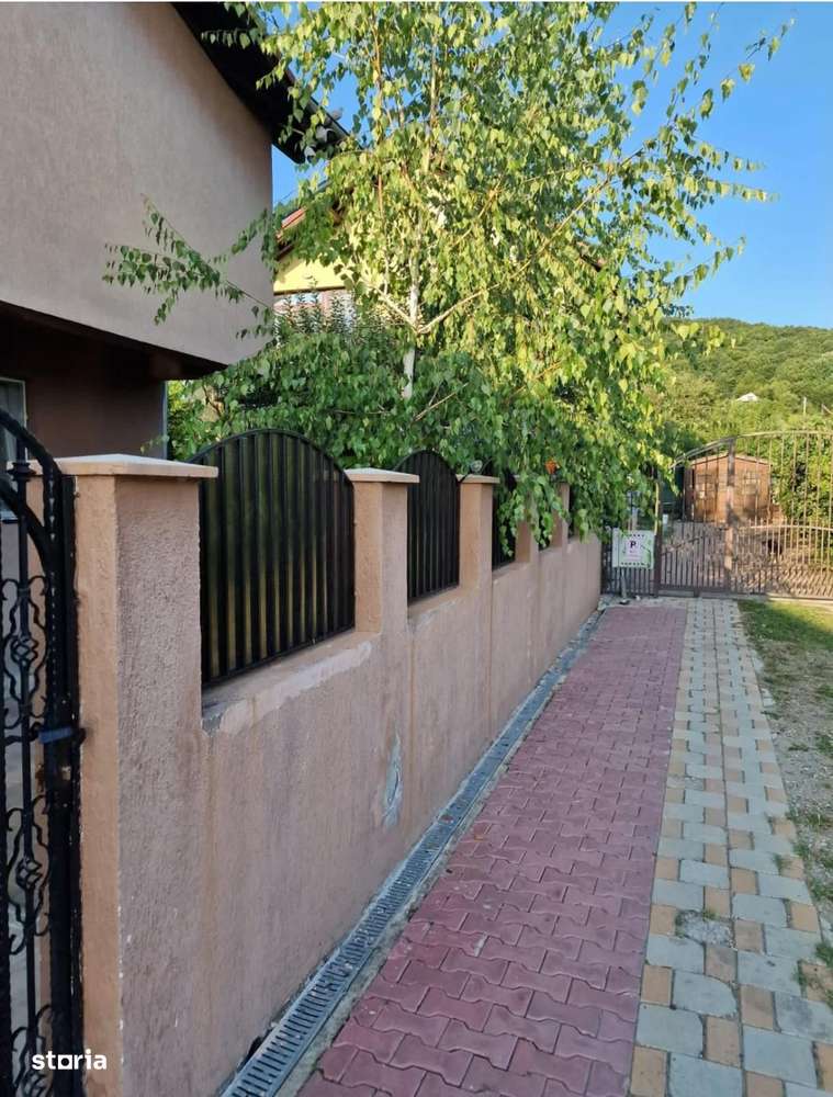 Casa de vanzare / Goranu-8
