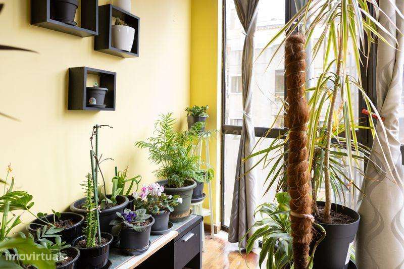 Apartamento T2 C/ elevador - Condomínio Fechado em Mina de Água, Amado-14