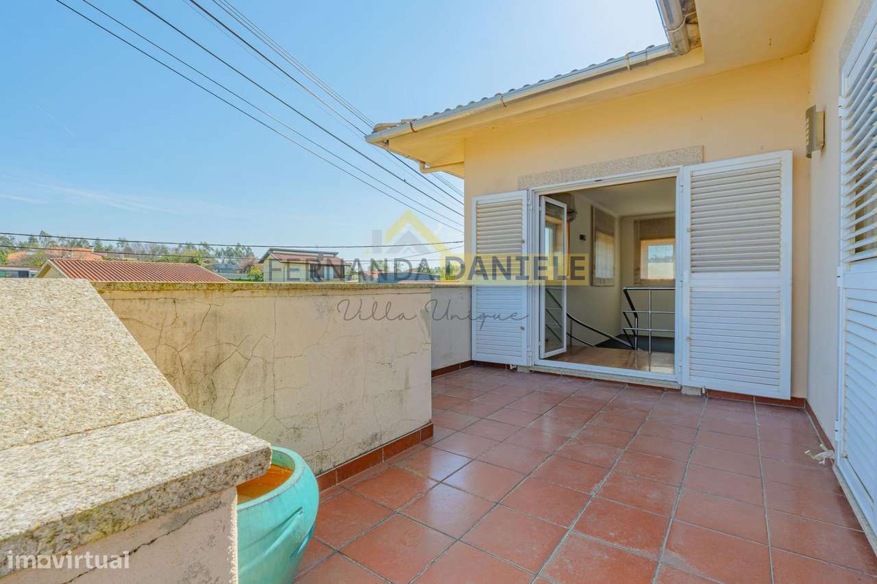 Moradia em Travanca com 3 suítes e 1425m2 de terreno-31