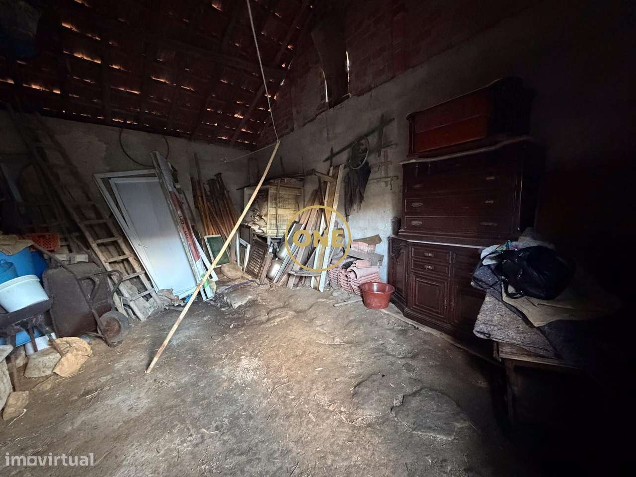 Conjunto de 3 Artigos em Val de Vez – Potencial Único a 5 min da A8-12