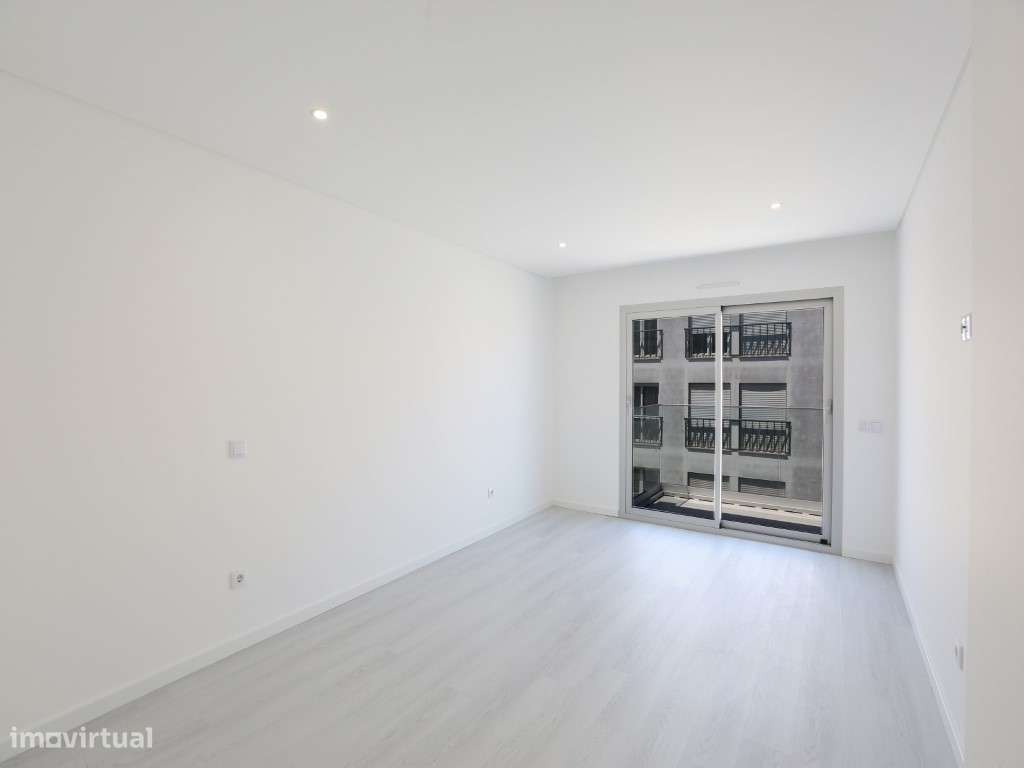 Fabuloso Apartamento T3 Novo com Vista de mar no Sítio Nazaré-12