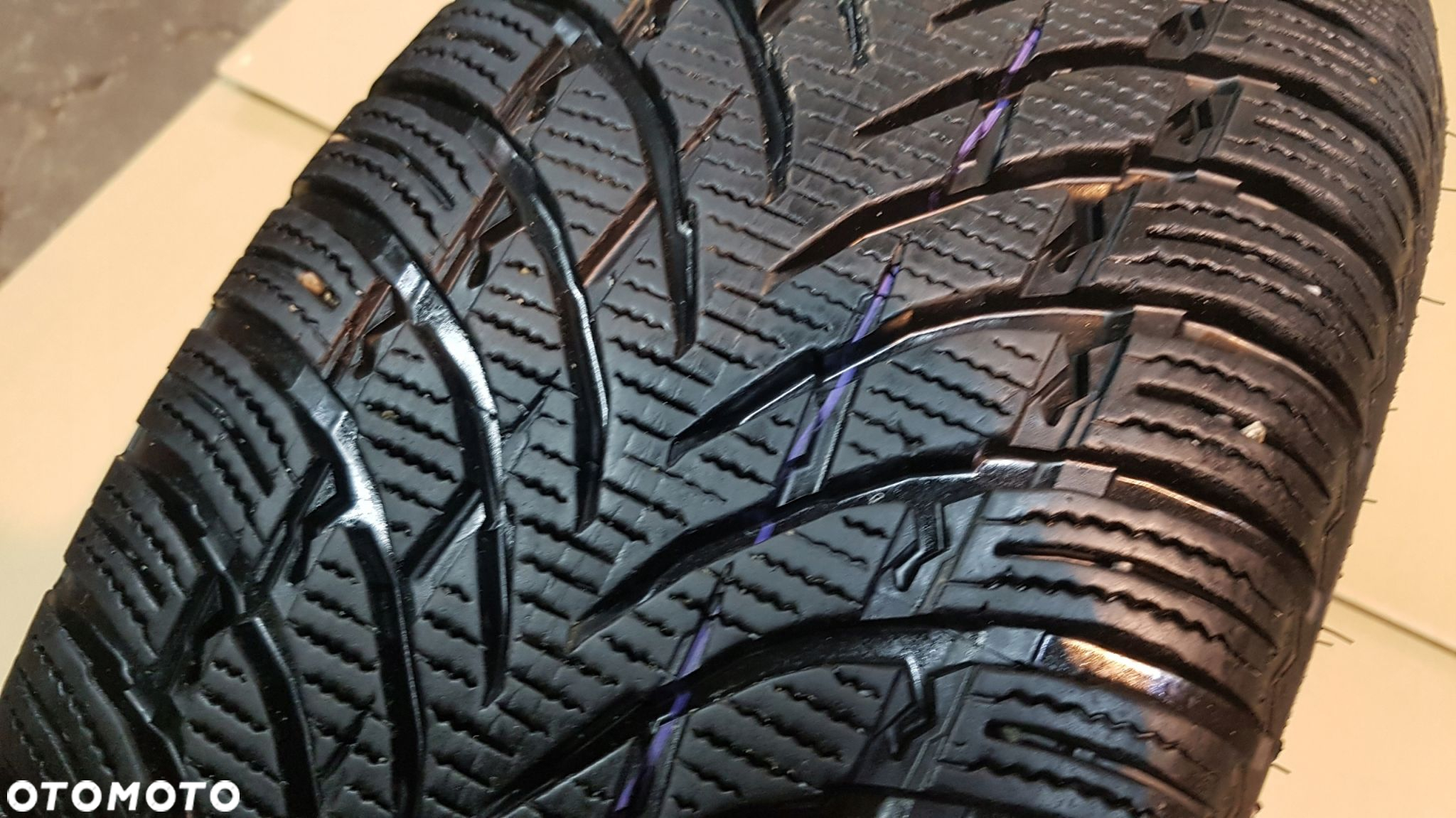 OPONA NOKIAN TYRES 225 60 18 ZIMA - 7