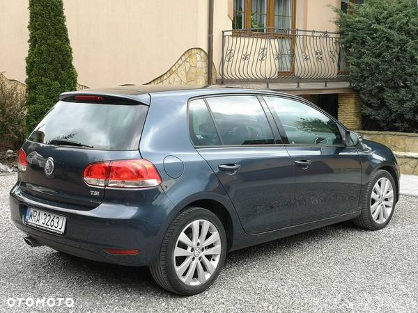 Volkswagen Golf - 4