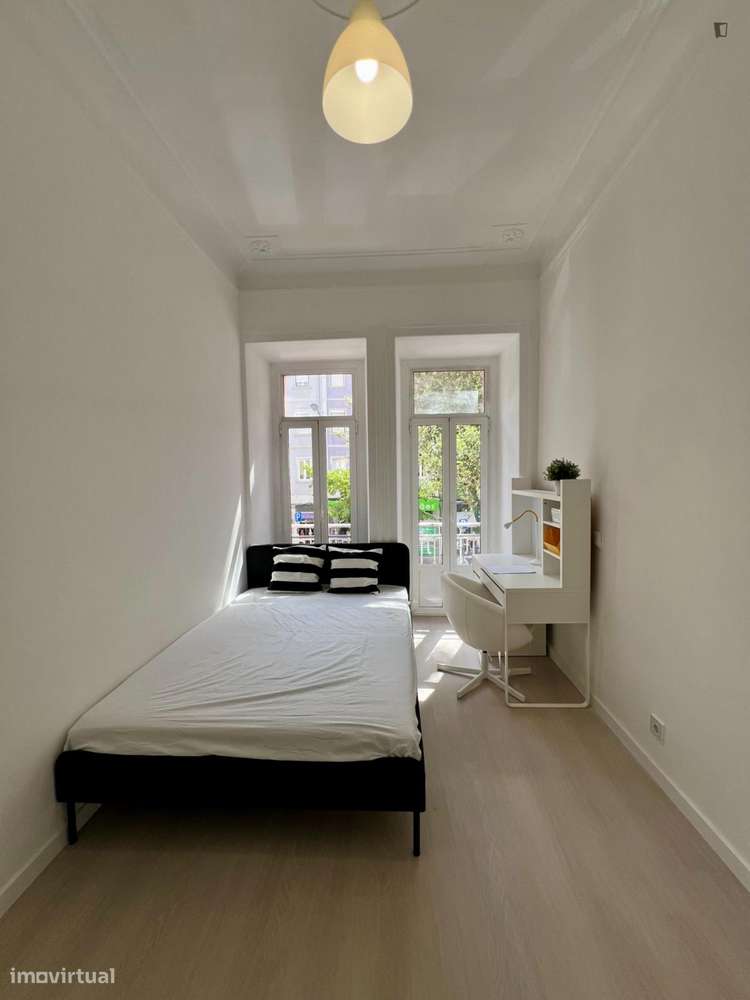 Quarto - localizado em Arroios Lisbon - Grande imagem: 4/10