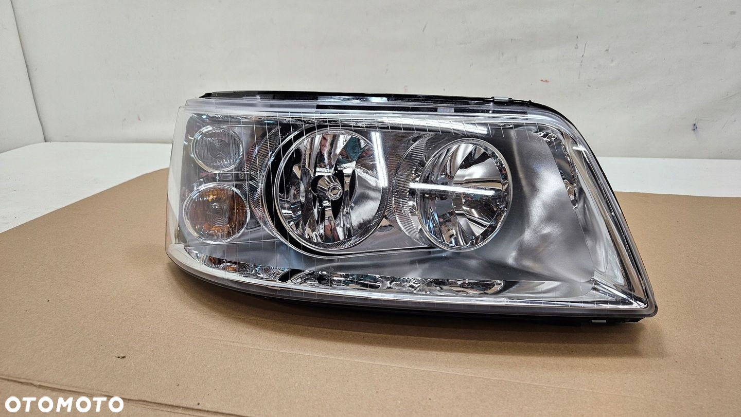 LAMPA PRZÓD PRZEDNIA PRAWA VW T5 CARAVELLE DEPO - 2