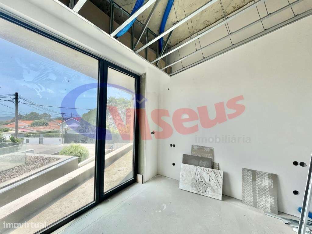 Moradia T3 + Escritório Nova junto à Praia Canidelo-30