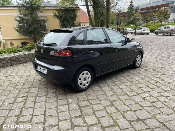 Seat Ibiza 1.4 16V Stylance - 5