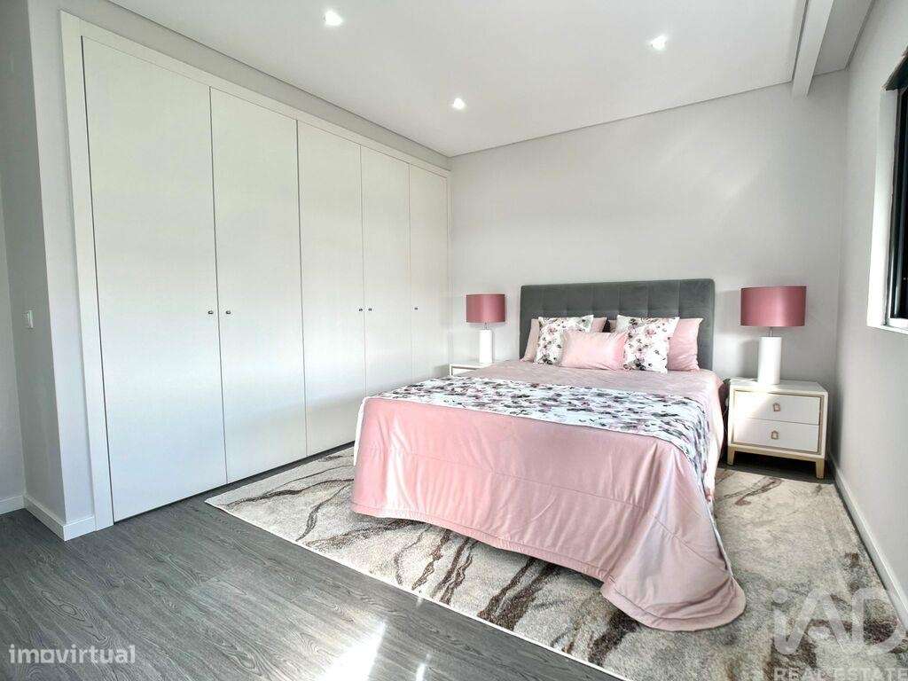 Apartamento T3 em Quelfes de 108,00 m2 - Grande imagem: 2/24