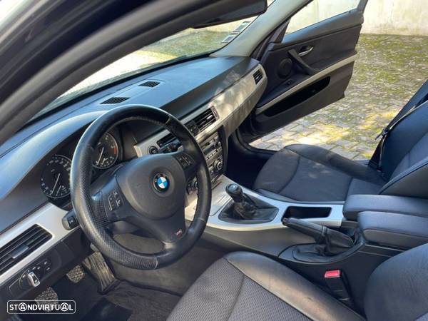 BMW 318 d Touring - 31
