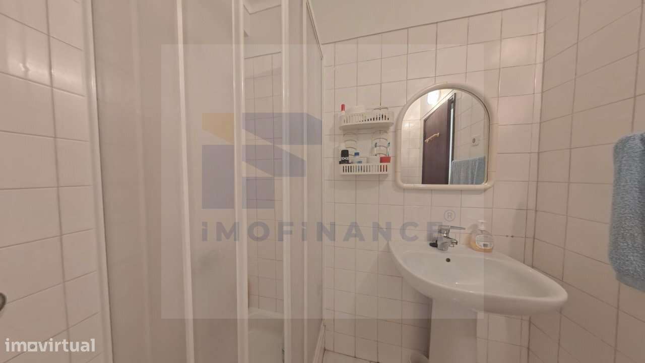 Apartamento T2 junto á praia de Consolação-13
