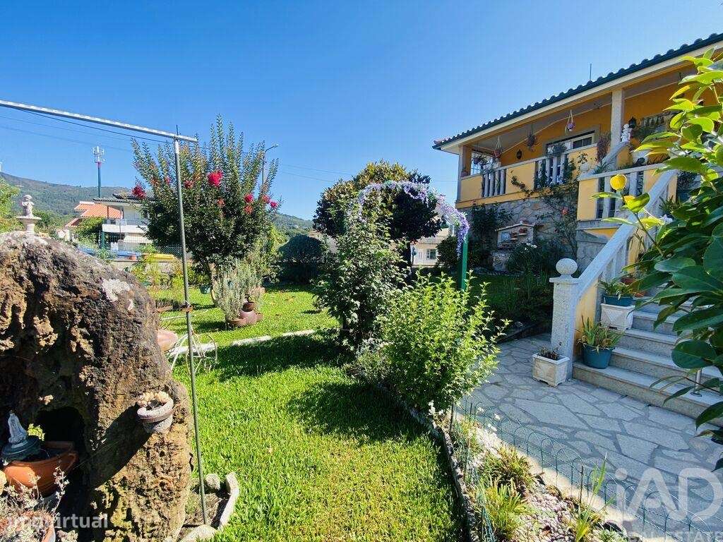 Casa tradicional T5 em Covas de 335,00 m2 - Grande imagem: 3/28