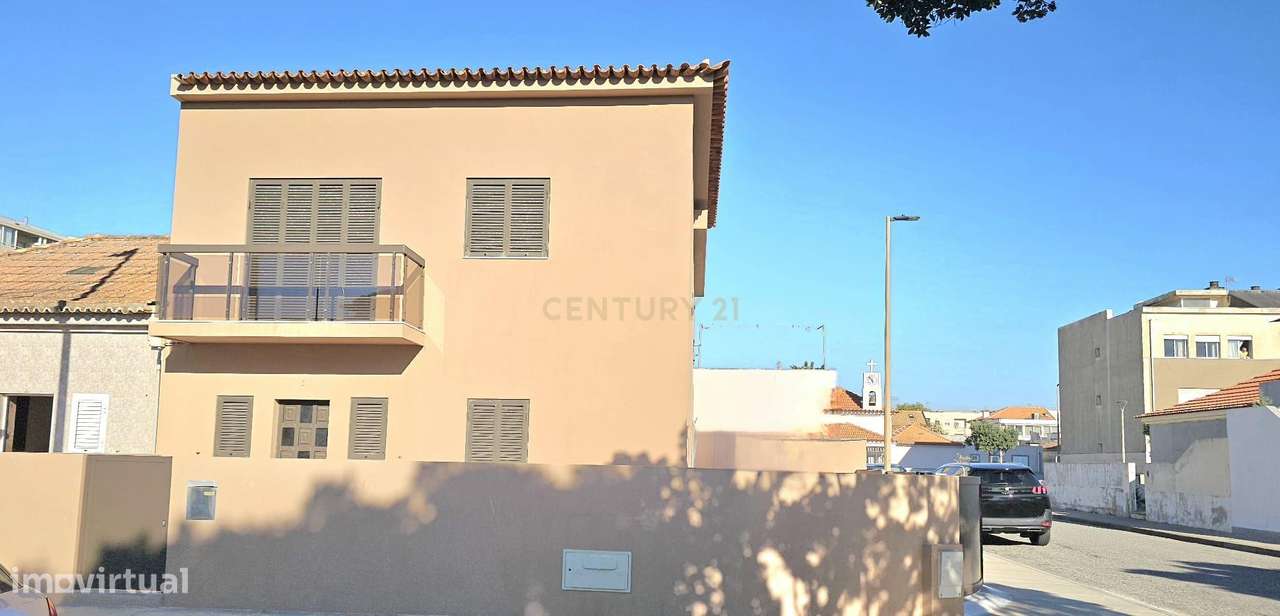 Moradia T4 Bi-Familiar em Primeira Linha de Mar – Vila do Conde-26