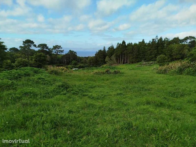 Terreno para venda - Possibilidade de construção